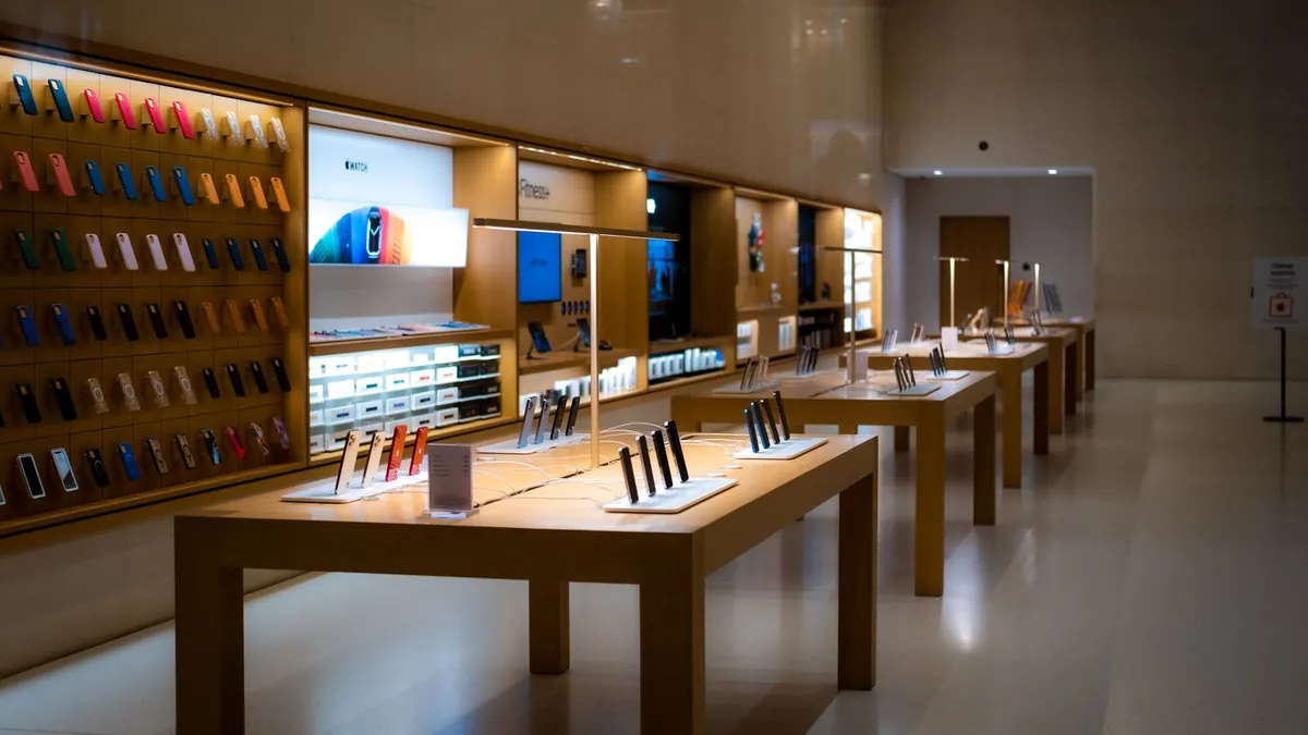 Phone Shop on WhatsApp: 6 Messages for Warranty